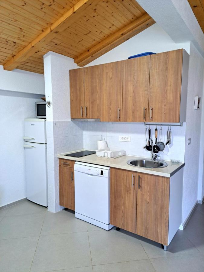 Dk Apartments Krasici Tivat Bagian luar foto