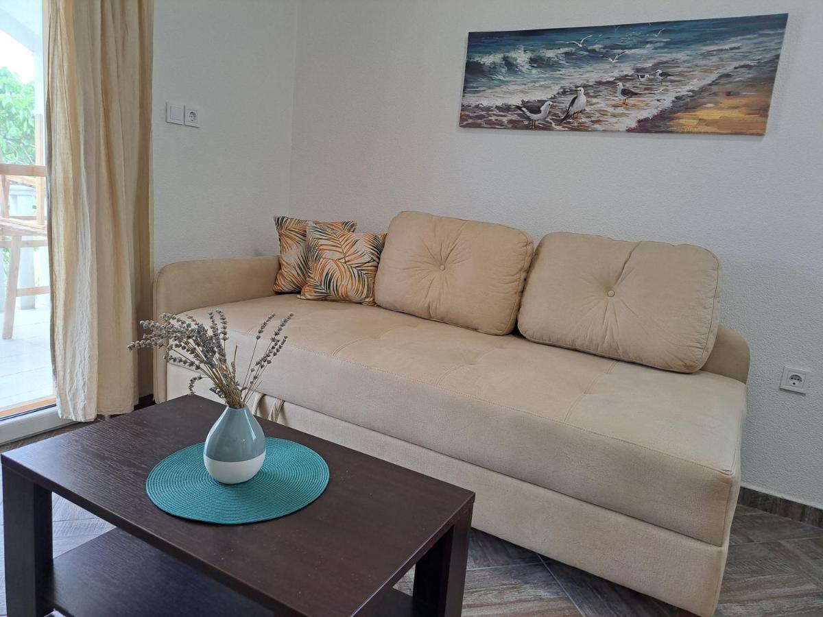 Dk Apartments Krasici Tivat Bagian luar foto
